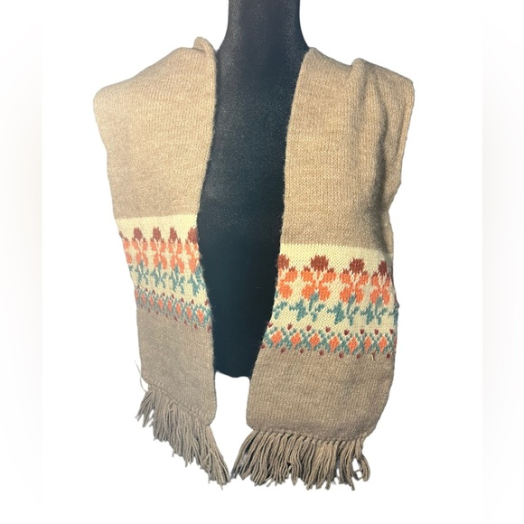 Hansen scarf 32 inches‎ long, 7.5 inches wide - Picture 1 of 7